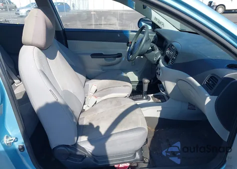 2010 Hyundai Accent Gs из США, поврежденный, VIN KMHCM3AC8AU153811